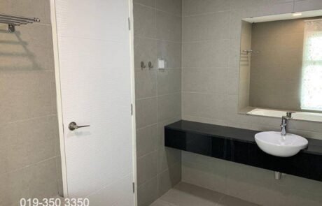 Master Bedroom City Residence Corner Unit 06 111 Bathroom Master Bedroom City Residence Tanjong Tokong