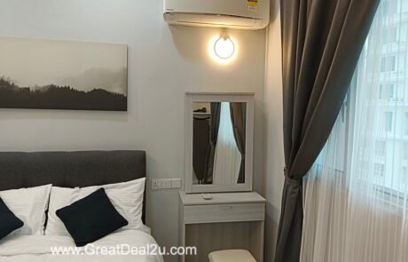 Mirror, Desk & Wall Light @ Second Room City Residence Corner Unit 128 Mirror Desk Wall Light @ Second Bedroom City Residence